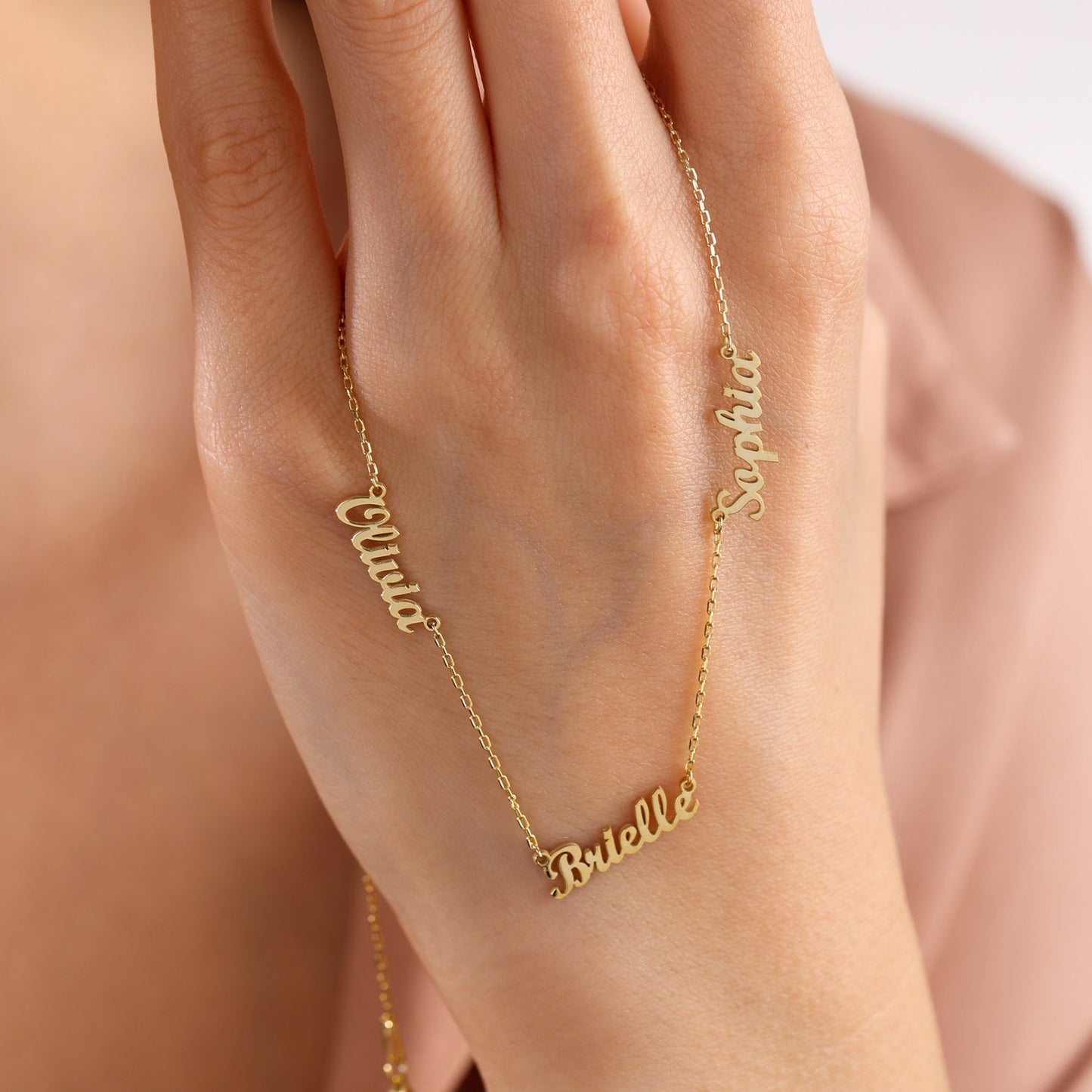 FAMILY MULTIPLE NAME NECKLACE